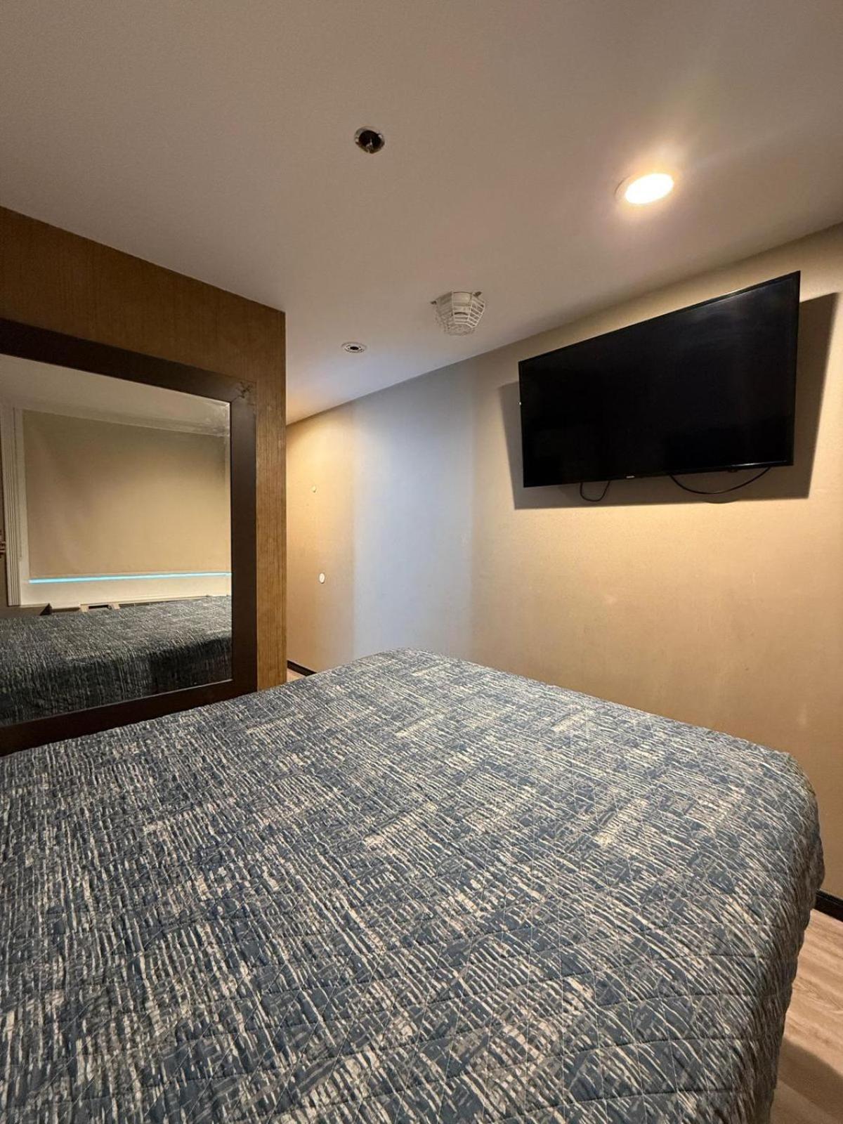 Hotel Key New York Bagian luar foto